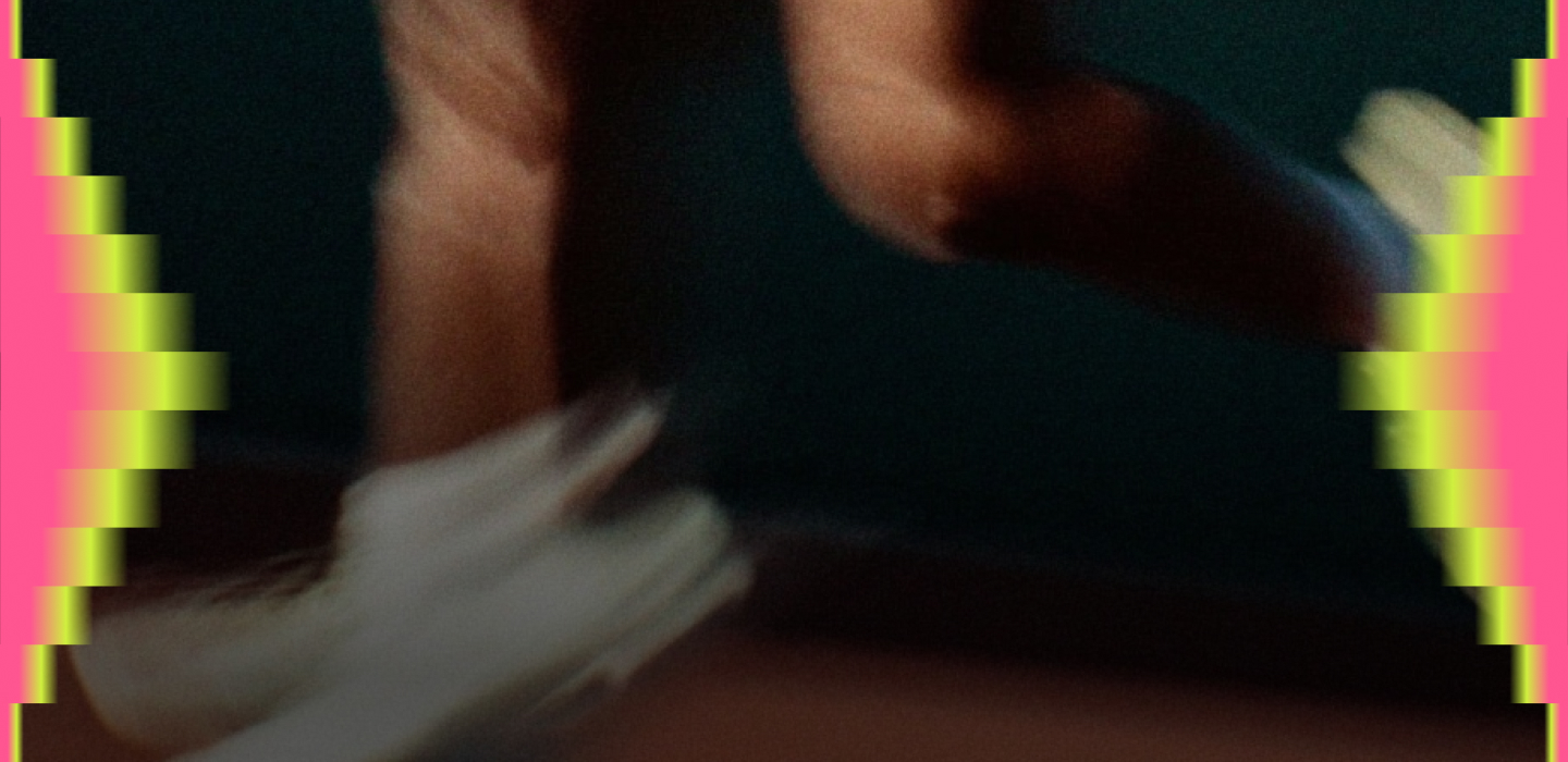 Runner in motion with dynamic gradient effects